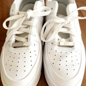 Nike Air Force One Sage Low